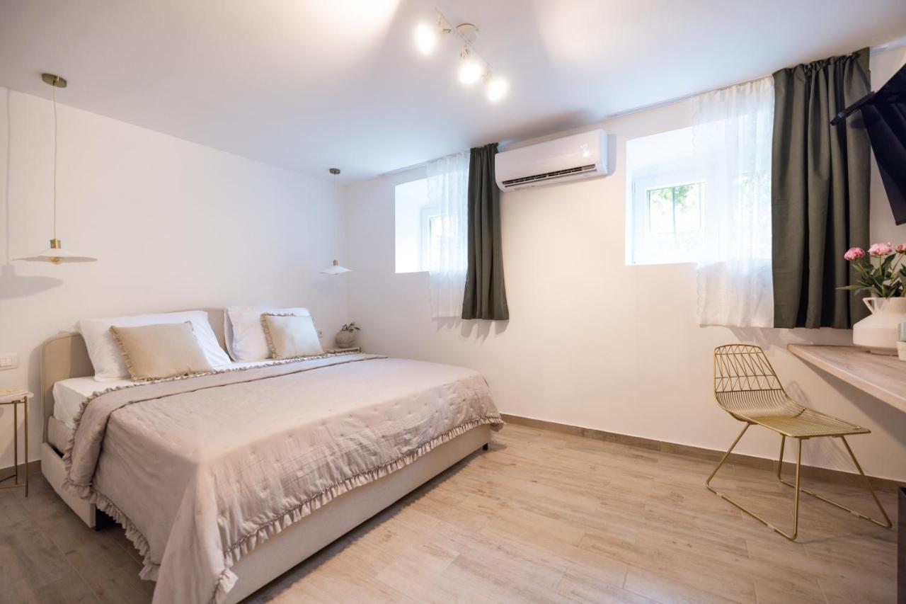Apartman Saint Simeon And Zadar